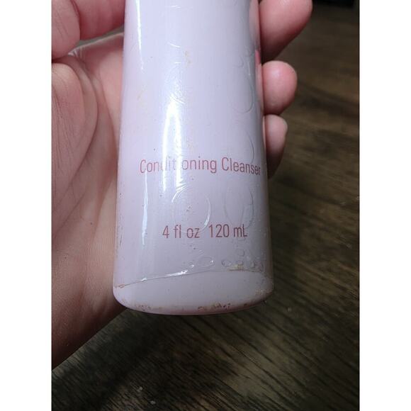 Sheer Cover Conditioning Cleanser 4 fl oz New And Sealed - Picture 2 of 11
